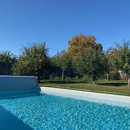 Chez Odette Erable Et Glycine Bed & Breakfast Le Val-d'Esnoms