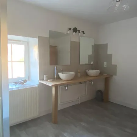 Couette-café Chez Odette Erable Et Glycine Le Val-d'Esnoms